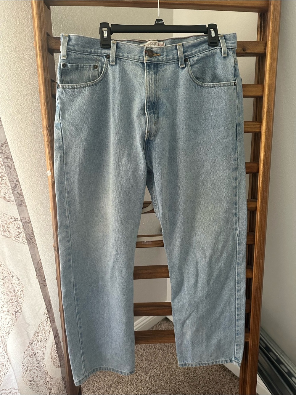 Levi's Men's Light Blue Relaxed Straight Jeans